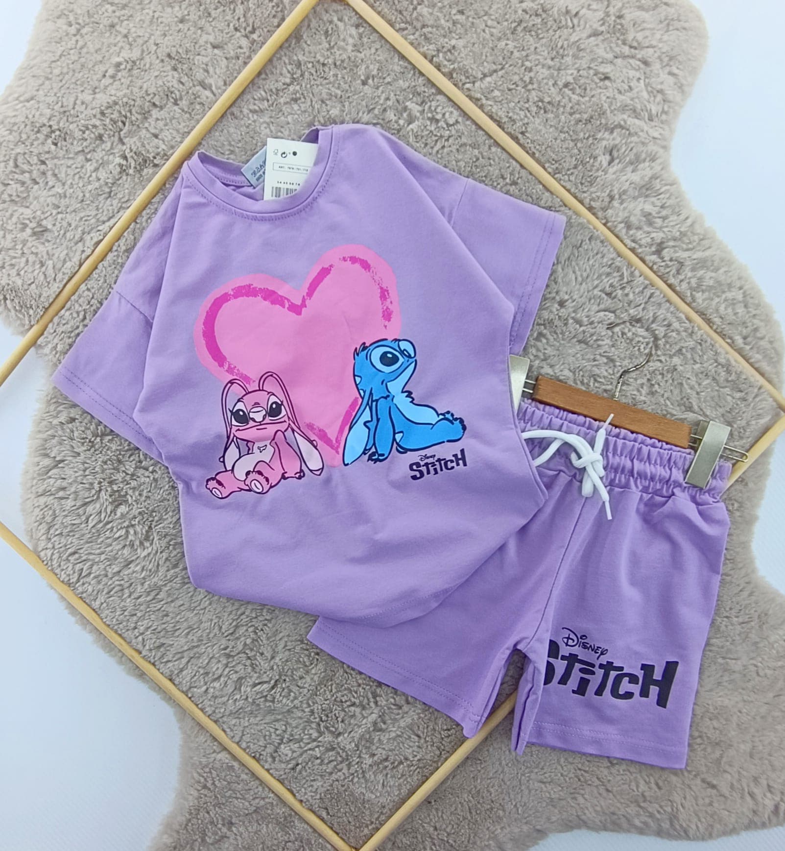 Kalpli Stich Desenli Takım