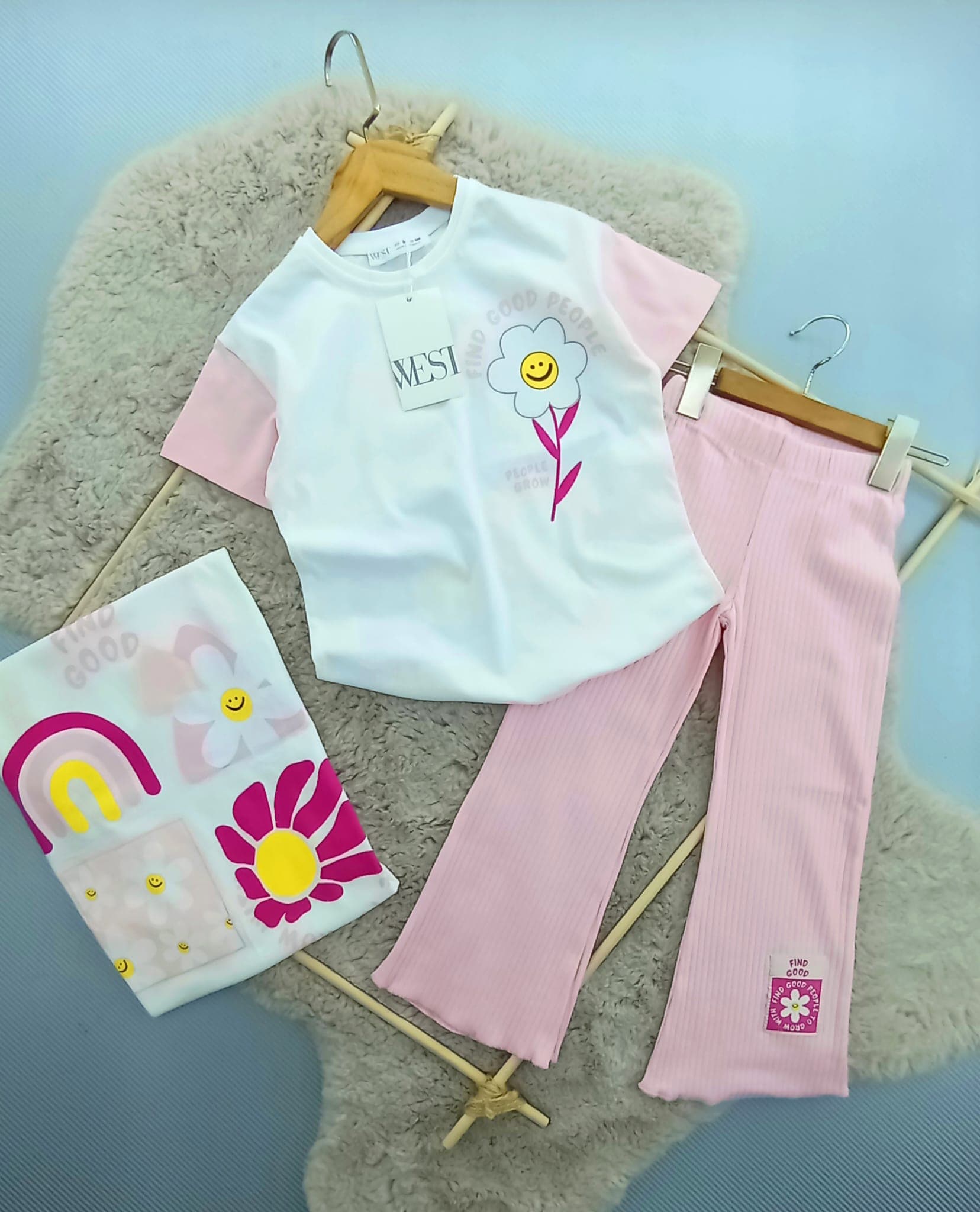 West Flowers Fitilli Taytlı Takım